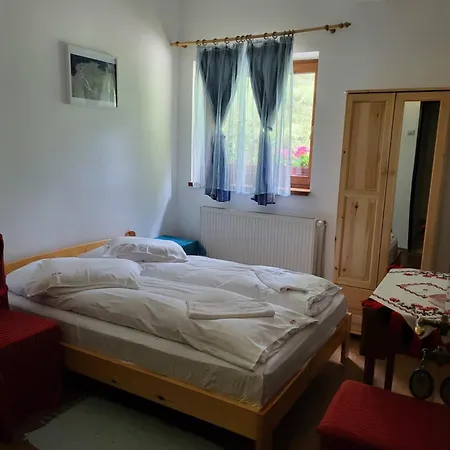 Cetatile Ponorului Gasthuis 3*